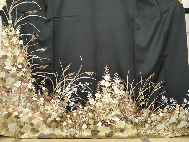平和屋着物●訪問着 友禅 駒刺繍 草花文 黒地 金彩 正絹 逸品 AABG3487cs