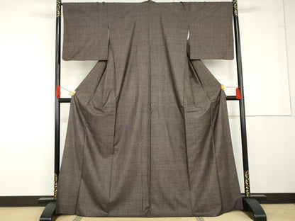 平和屋着物●本場大島紬 泥染め カタス7マルキ 散らし文様 正絹 逸品 AABG3493cs