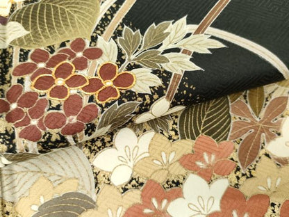 平和屋着物●訪問着 友禅 駒刺繍 草花文 黒地 金彩 正絹 逸品 AABG3487cs