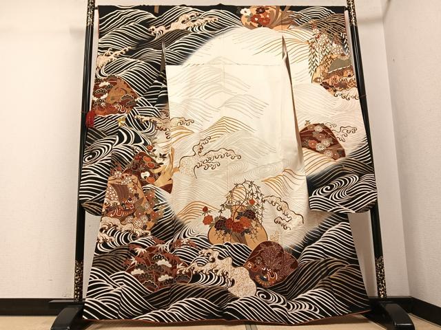 平和屋着物●豪華振袖　駒刺繍　松竹梅　立波宝舟文　金彩　正絹　逸品　AABG3443ph
