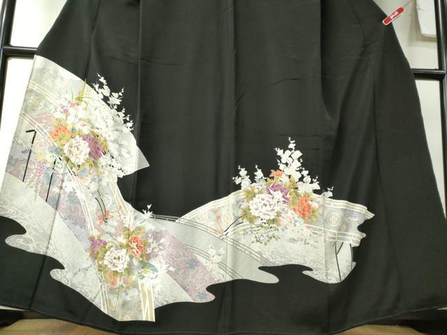 アンティーク　黒留袖　夏用　絽　銀駒刺繍　銀彩　花模様　着物　015k 黒留袖（礼装用）帯揚げ 銀駒刺繍 葵唐草｜京都の着物和装小物 ゑり正