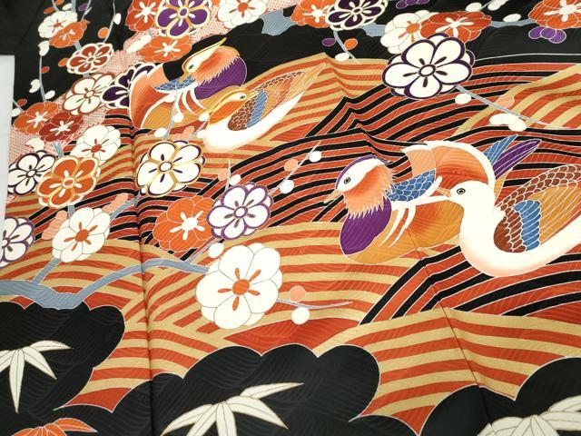 平和屋着物●豪華振袖　友禅　駒刺繍　立波鴛鴦笹梅文　黒地　金彩　正絹　逸品　AABG3570cs