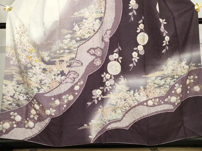 平和屋着物●訪問着　辻が花　駒刺繍　絞り　風景吉祥草花文　暈し染め　金彩　銀通し地　正絹　逸品　AABG3566cs