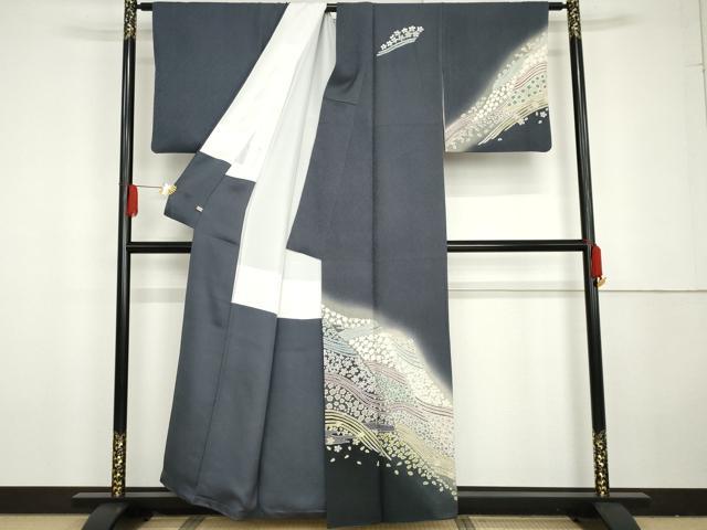 平和屋着物●訪問着　作家物　中国三大刺繍　相良刺繍　襲絞り　流水花文　暈し染め　さが美扱い　正絹　逸品　AABG3568cs