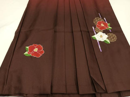 平和屋着物●白石麻衣　女性　行灯袴　刺繍　舞花文　金糸　暈し染め　洗える着物　AABG5728ph