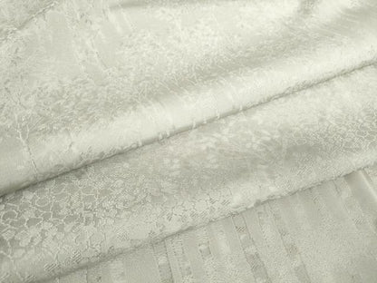 平和屋着物●上質な色無地　樹林地紋　素色　正絹　逸品　未使用　DABC3182az