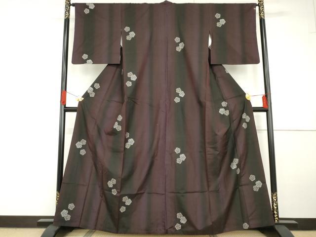 平和屋着物●本場大島紬　カタス9マルキ　地空き　ねじ梅　正絹　逸品　AABG5420cs