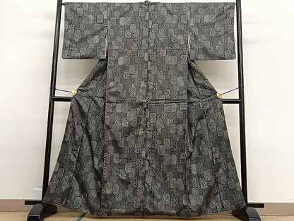 平和屋着物■上質な紬　有職花文　黒地　正絹　逸品　BAAW4821hv