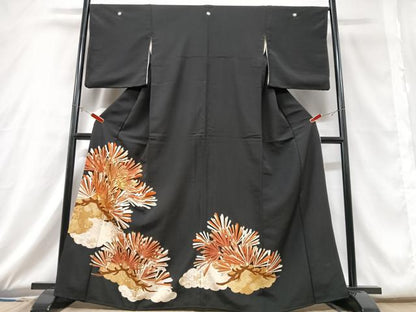 平和屋着物■豪華黒留袖　駒刺繍　松葉文　正絹　逸品　CABD6858xe