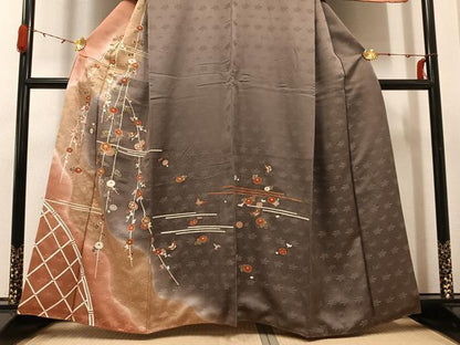 平和屋着物●訪問着　駒刺繍　花蝶文　暈し染め　金彩　正絹　逸品　AABG7341ph
