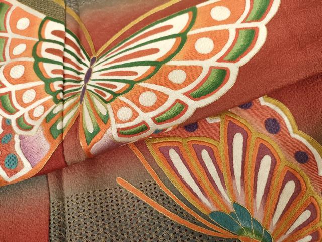 平和屋着物●総刺繍　振袖　舞蝶文　暈し染め　金糸　正絹　逸品　AABG7882cs