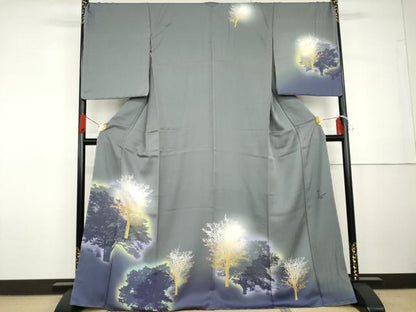 平和屋着物●日展作家　山本唯与志　レリーフ染　訪問着　樹林文　暈し染め　正絹　逸品　未使用　AABG7915cs