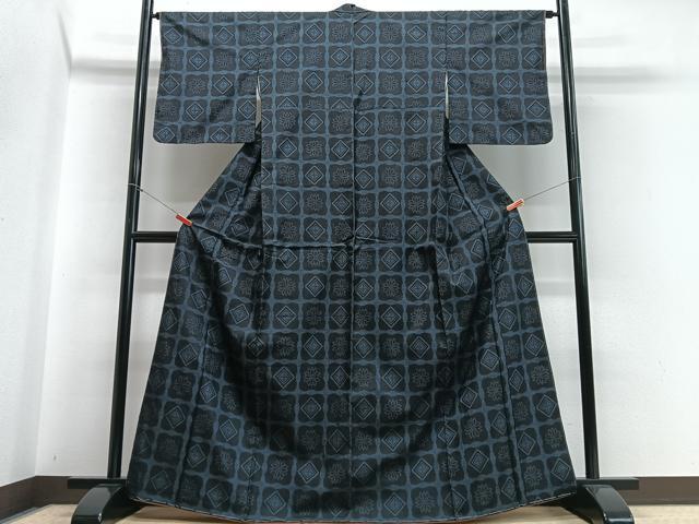 平和屋着物■本場大島紬 7マルキ 幾何学文様 正絹 逸品 CABD7018xe