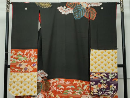 平和屋本店●極上 アンティーク 大正ロマン 振袖 お引きずり・お引き摺り 駒刺繍 相良刺繍 桐 横段青海波草花文 黒 金銀彩 逸品 CZAA5434s6