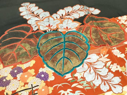 平和屋本店●極上 アンティーク 大正ロマン 振袖 お引きずり・お引き摺り 駒刺繍 相良刺繍 桐 横段青海波草花文 黒 金銀彩 逸品 CZAA5434s6