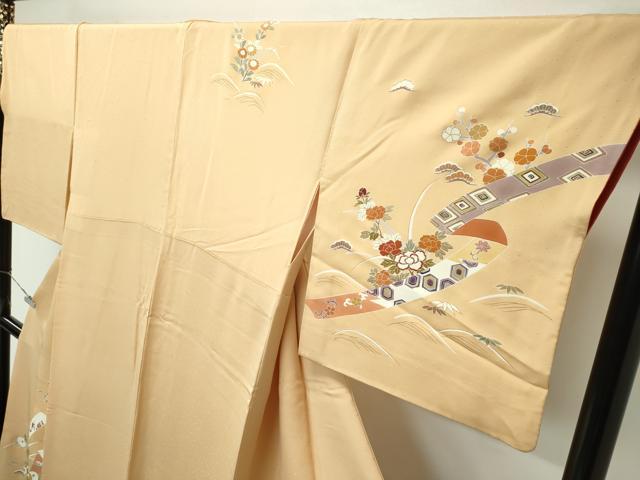 平和屋本店●極上　創業460年・千總　訪問着　松竹梅鬘帯吉祥文　金彩　アプリコット色地　高島屋扱い　逸品　CZAA5437s6