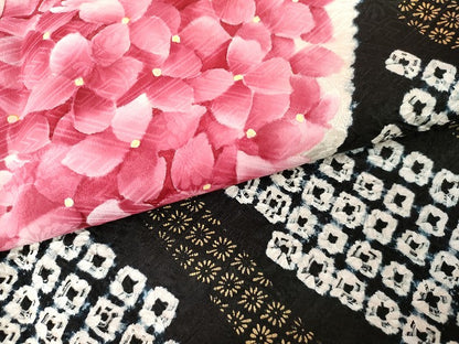 平和屋着物●豪華振袖　絞り　舞花文　黒地　金彩　正絹　逸品　AABG7941cs