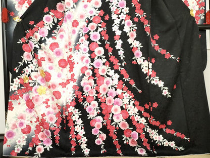 平和屋着物●豪華振袖　駒刺繍　枝垂れ花文　暈し染め　黒地　金彩　正絹　逸品　AABG7960cs