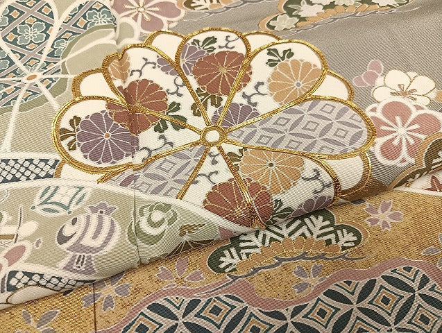 平和屋着物●豪華色留袖　友禅　駒刺繍　草花宝尽くし　金彩　正絹　逸品　未使用　AABG8491ph