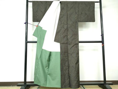 平和屋着物■本場大島紬 7マルキ 七宝文 正絹 逸品 DABD4070qa