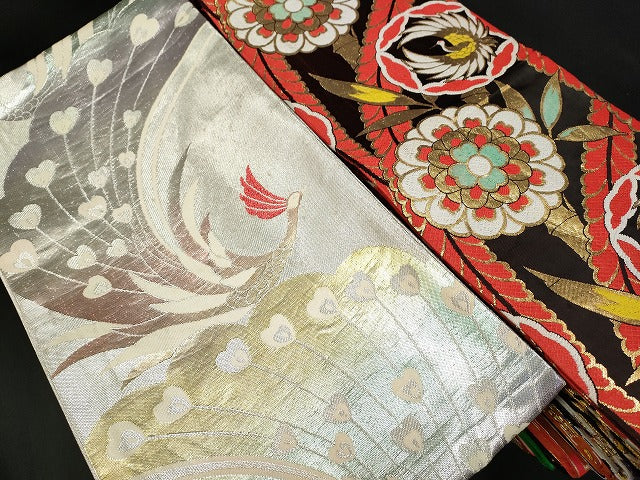 平和屋本店■子供帯 まとめて 35点 鳳凰 鶴 孔雀 蝶 花柄 七宝 楽器 寿字 アンティーク 金銀糸 など 着用可能多数 未使用品あり ppp3514