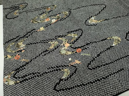 平和屋着物●訪問着　総絞り　駒刺繍　流水草花文　黒地　金彩　正絹　逸品　DABC2680ud