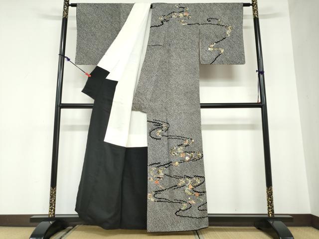 平和屋着物●訪問着　総絞り　駒刺繍　流水草花文　黒地　金彩　正絹　逸品　DABC2680ud