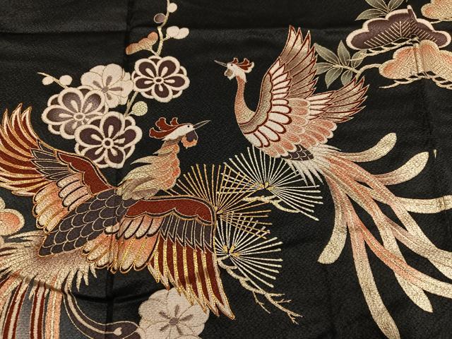 平和屋着物●訪問着　駒刺繍　松竹梅鳳凰文　暈し染め　黒地　金彩　正絹　逸品　AABG9020ph