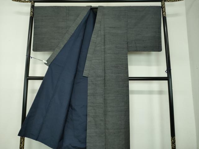 平和屋着物●男性　紬　絣絵　黒地　正絹　逸品　DABD1395ps