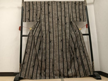 平和屋着物●本場大島紬　カタス12マルキ　風景草木文　正絹　逸品　AABH0414ph