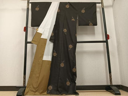 平和屋着物●本場大島紬　地空き　カタス9マルキ　雪輪蜻蛉　正絹　逸品　AABH0435ph