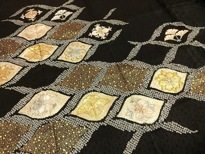 平和屋着物●訪問着　駒刺繍　絞り　草花文　黒地　金糸　金彩　正絹　逸品　AABH0513fy