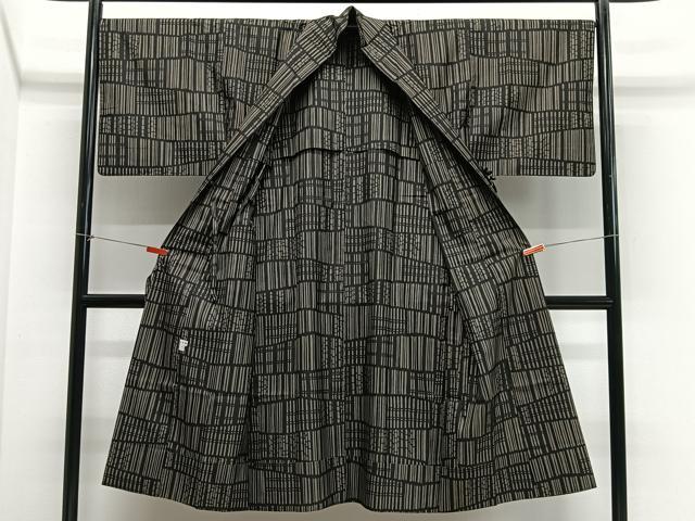 平和屋着物∞道中着　本場大島紬　単衣　幾何学文　ロング丈　正絹　逸品　CABE4822ua