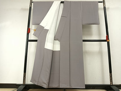 平和屋着物●上質な色無地　牡丹鼠色　正絹　逸品　未使用　AABH0575fy