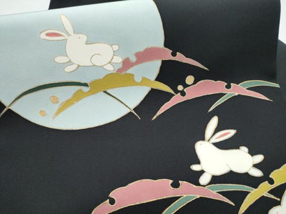平和屋着物●塩瀬　九寸名古屋帯　満月　兎　雪芝文　黒地　金彩　正絹　逸品　CABE4680hy