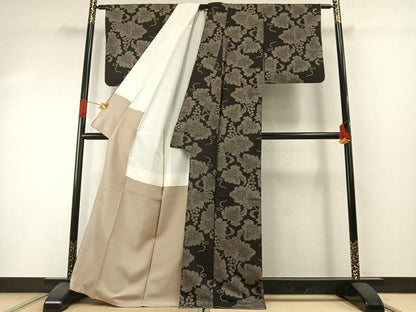 平和屋着物●本場大島紬　カタス9マルキ　葡萄蔦の葉文　正絹　逸品　AABH0686fy