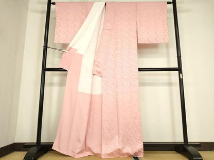 平和屋着物●上質な色無地　変わり斜線文　珊瑚色　正絹　逸品　DABC3806az