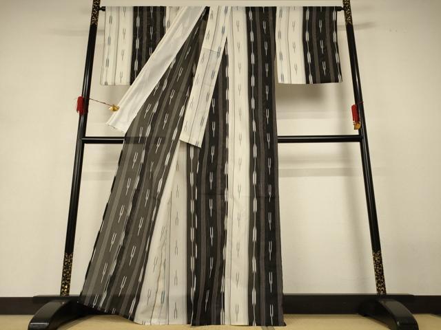 平和屋着物＊夏物 小紋 絽 矢羽文 洗える着物 AABH3203jd