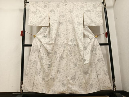平和屋着物●本場大島紬　白大島　カタス9マルキ　花唐草文　正絹　逸品　AABH3134ph