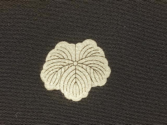 平和屋着物■豪華黒留袖 孔雀花文 金彩 正絹 逸品 BAAW7871hv