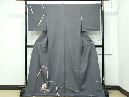 平和屋本店●極上　世界的人形師　辻村寿三郎　ジュサブロー　訪問着　兎　藤煤竹色地　逸品　CZAA5598s6