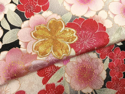平和屋着物●豪華振袖　駒刺繍　夜桜文　暈し染め　黒地　金彩　正絹　逸品　AABH3859ph