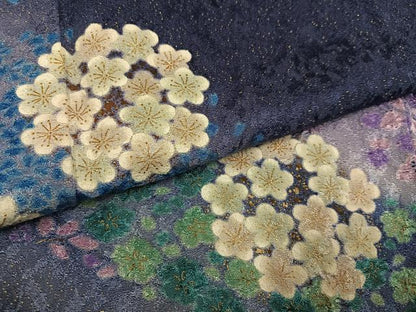 平和屋着物●訪問着　絞り　舞花文　暈し染め　金通し地　正絹　逸品　AABH3864ph