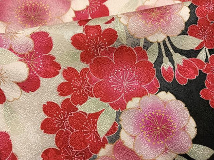 平和屋着物●豪華振袖　駒刺繍　夜桜　暈し染め　黒地　金彩　正絹　逸品　AABH3860ph