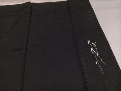 平和屋着物●小振袖　二尺袖　草木文　暈し染め　黒地　正絹　逸品　AABH3870ph