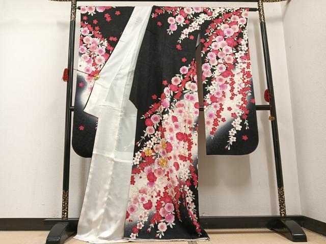 平和屋着物●豪華振袖　駒刺繍　夜桜　暈し染め　黒地　金彩　正絹　逸品　AABH3860ph