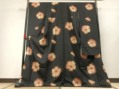 平和屋着物●豪華振袖　お召地　舞花文　黒地　やまと金ラベル　ロング丈　正絹　逸品　AABH0764fy
