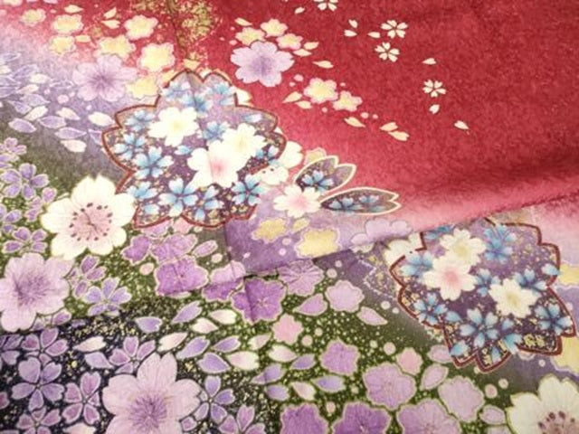 平和屋着物●豪華振袖　舞桜　暈し染め　金彩　銀通し地　やまと誂製　正絹　逸品　AABH3359ck
