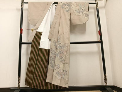 平和屋着物●名門　藤娘きぬたや・大島絞り　本場大島紬　草花文　正絹　逸品　AABH4049ph