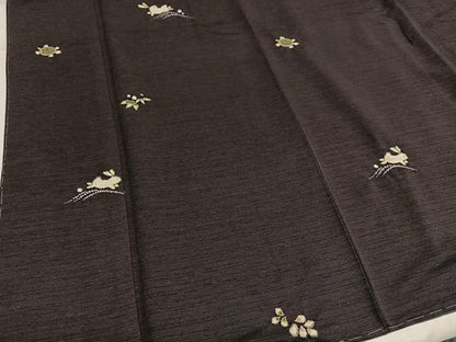 平和屋着物●上質な小紋　紬地　兎　亀　花　紅消鼠色　正絹　逸品　未使用　AABH4051ph